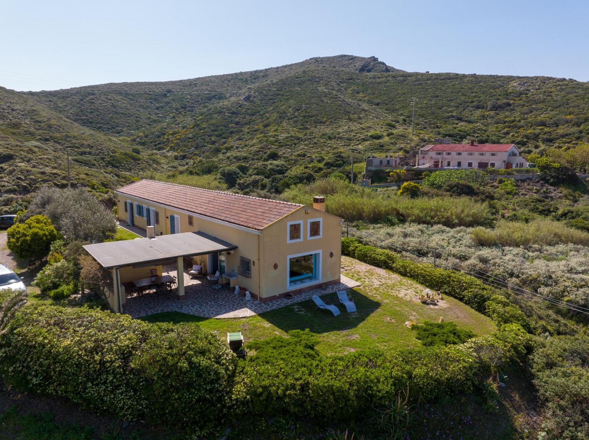 B&B Calata Di Soli Miniera dellʼArgentiera Exteriör bild